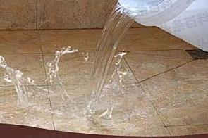 屯留漏水维修 免砸砖防水材料该如何施工